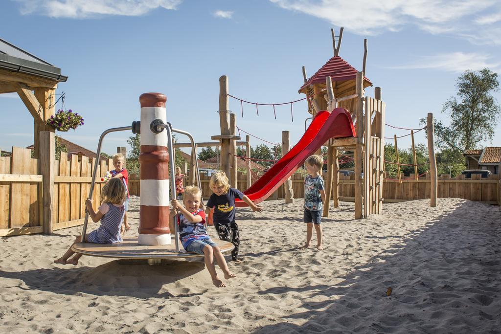 Vakantiepark Dennenoord Ден Бург Екстериор снимка